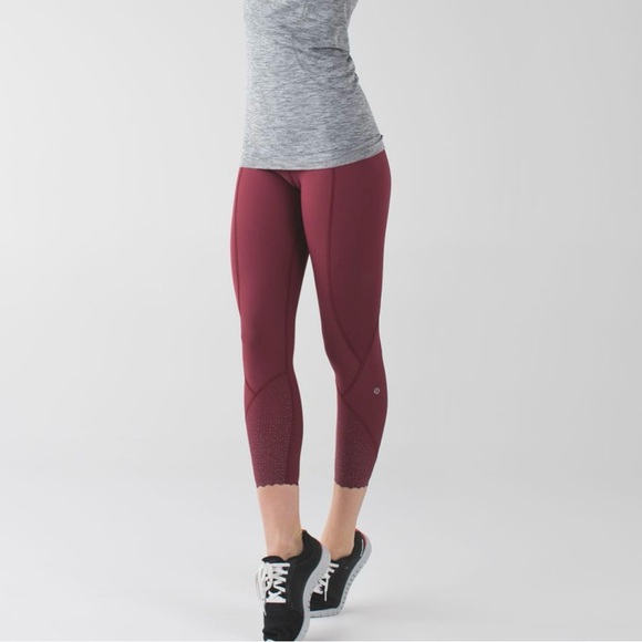 Lululemon Tight Stuff Tight II 25" Burgundy Maroon Size 2 Reflective - Picture 2 of 12